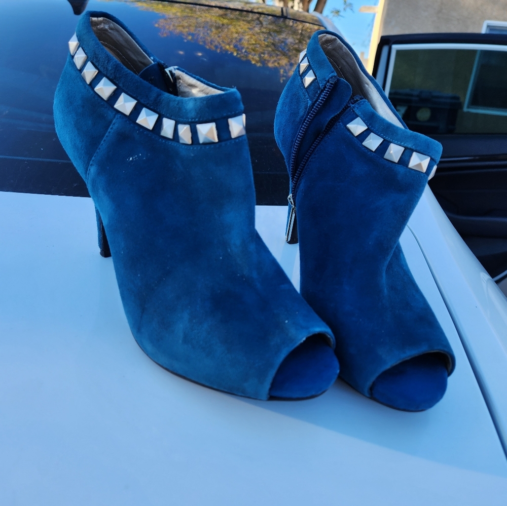 Open toe booties